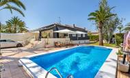 Villa - Bestaand - Torrevieja - LM-83788