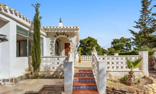 Villa - Bestaand - Torrevieja - Los Balcones - Los Altos del Edén