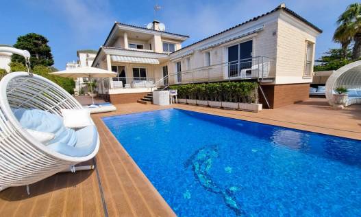 Villa - Bestaand - Torrevieja - Torrevieja
