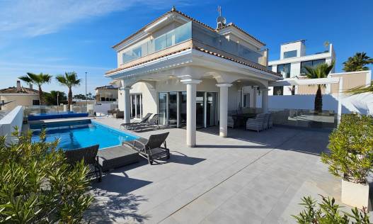 Villa - Vakantie verhuur - La Marina - Alicante