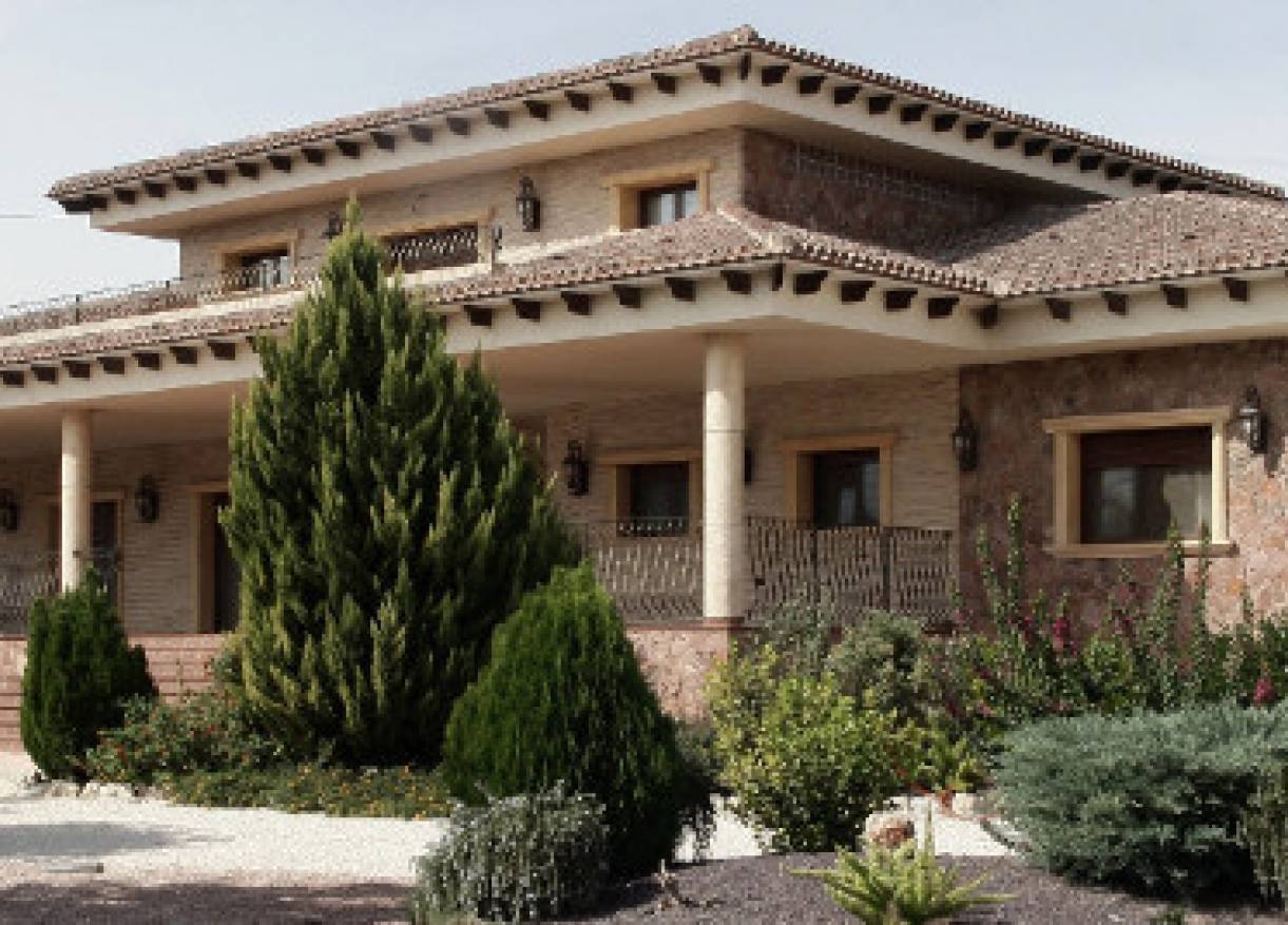 Bestaand - Villa - Benferri