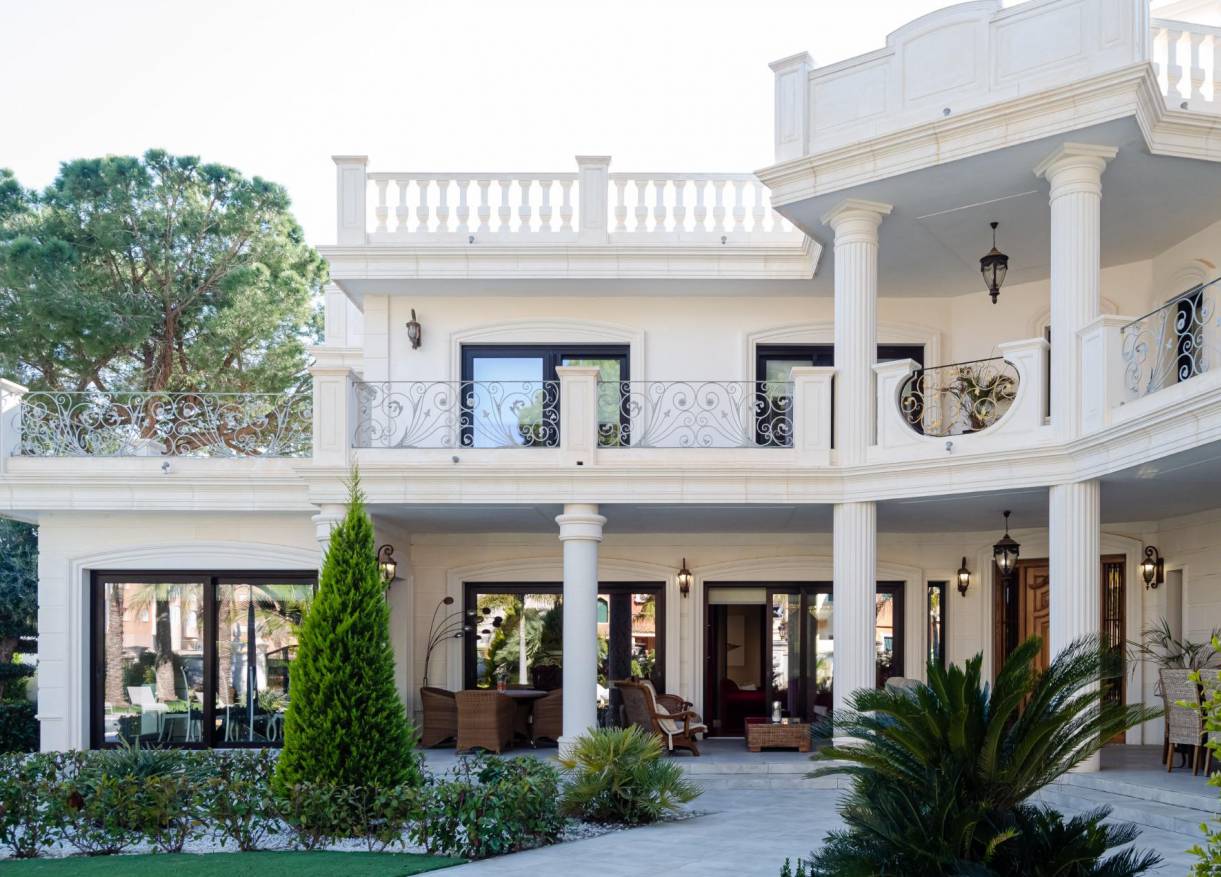 Bestaand - Villa - Orihuela Costa - Campoamor