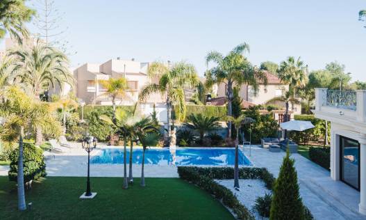 Bestaand - Villa - Orihuela Costa - Campoamor