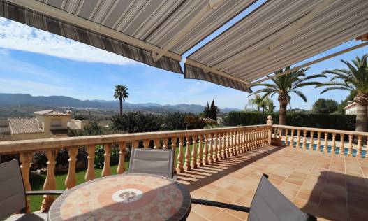 Bestaand - Villa - Jávea