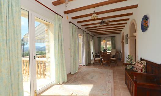 Bestaand - Villa - Jávea