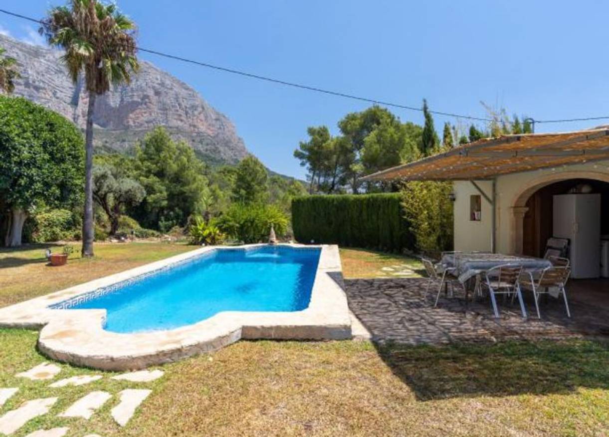 Bestaand - Villa - Jávea - Montgo