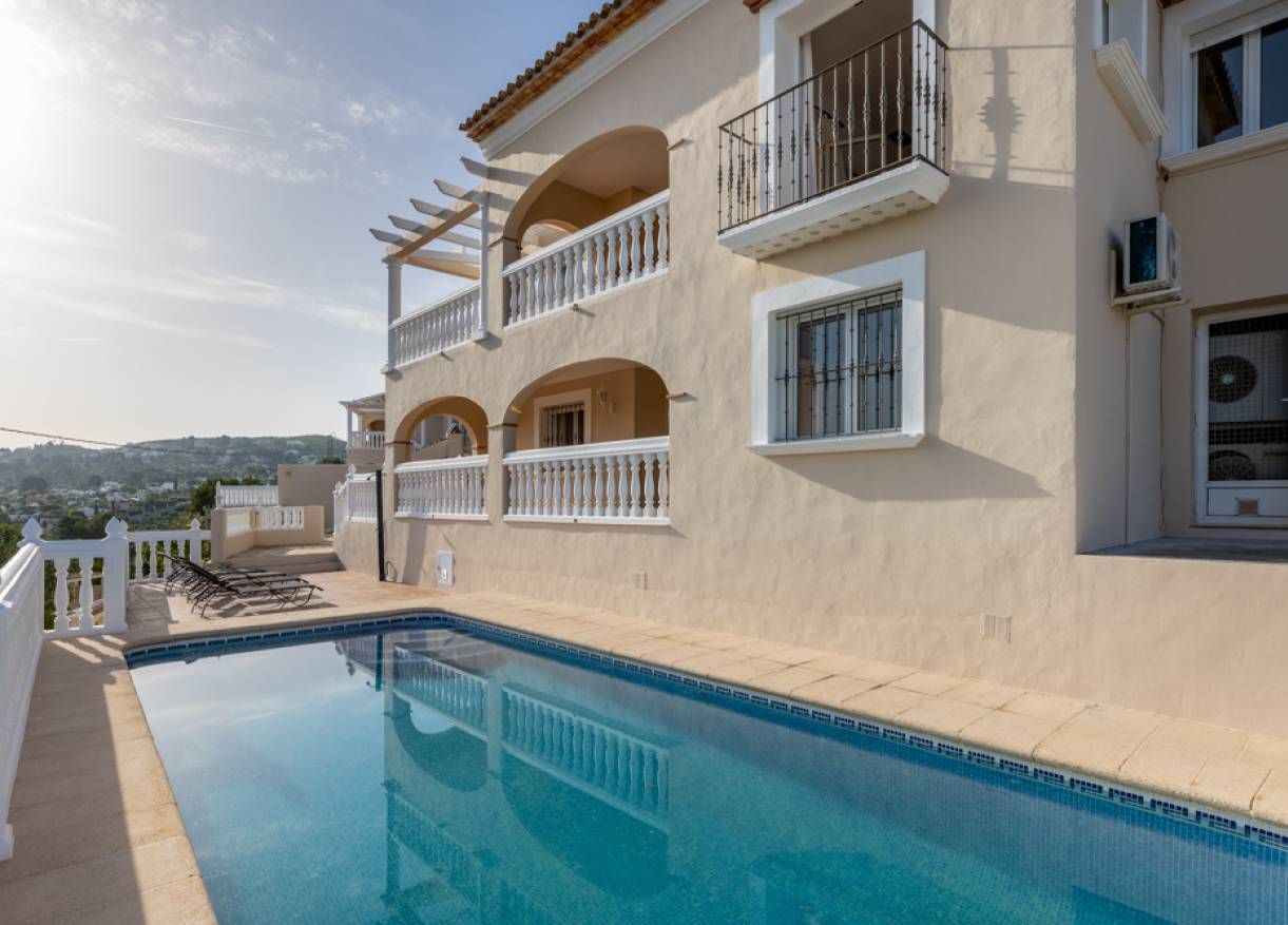 Bestaand - Villa - Jávea - adsubia-toscamar