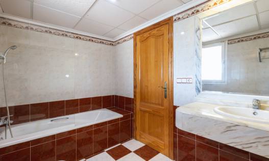 Bestaand - Villa - Jávea - adsubia-toscamar