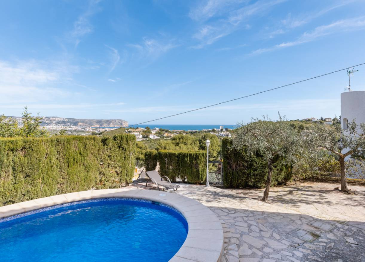 Bestaand - Villa - Jávea - adsubia-toscamar