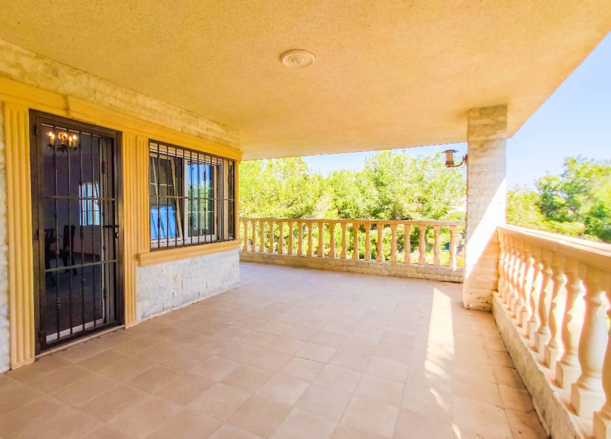 Bestaand - Villa - Campoamor