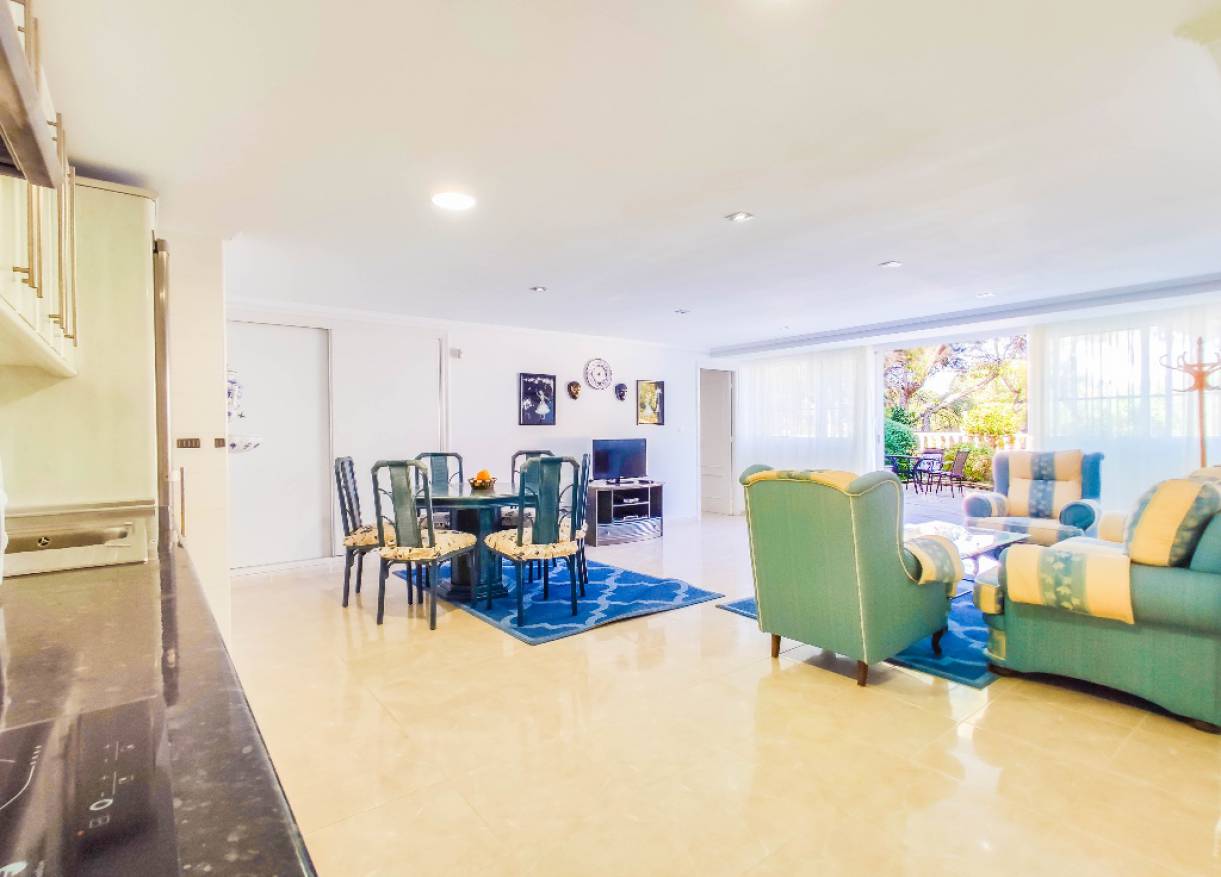 Bestaand - Villa - Campoamor