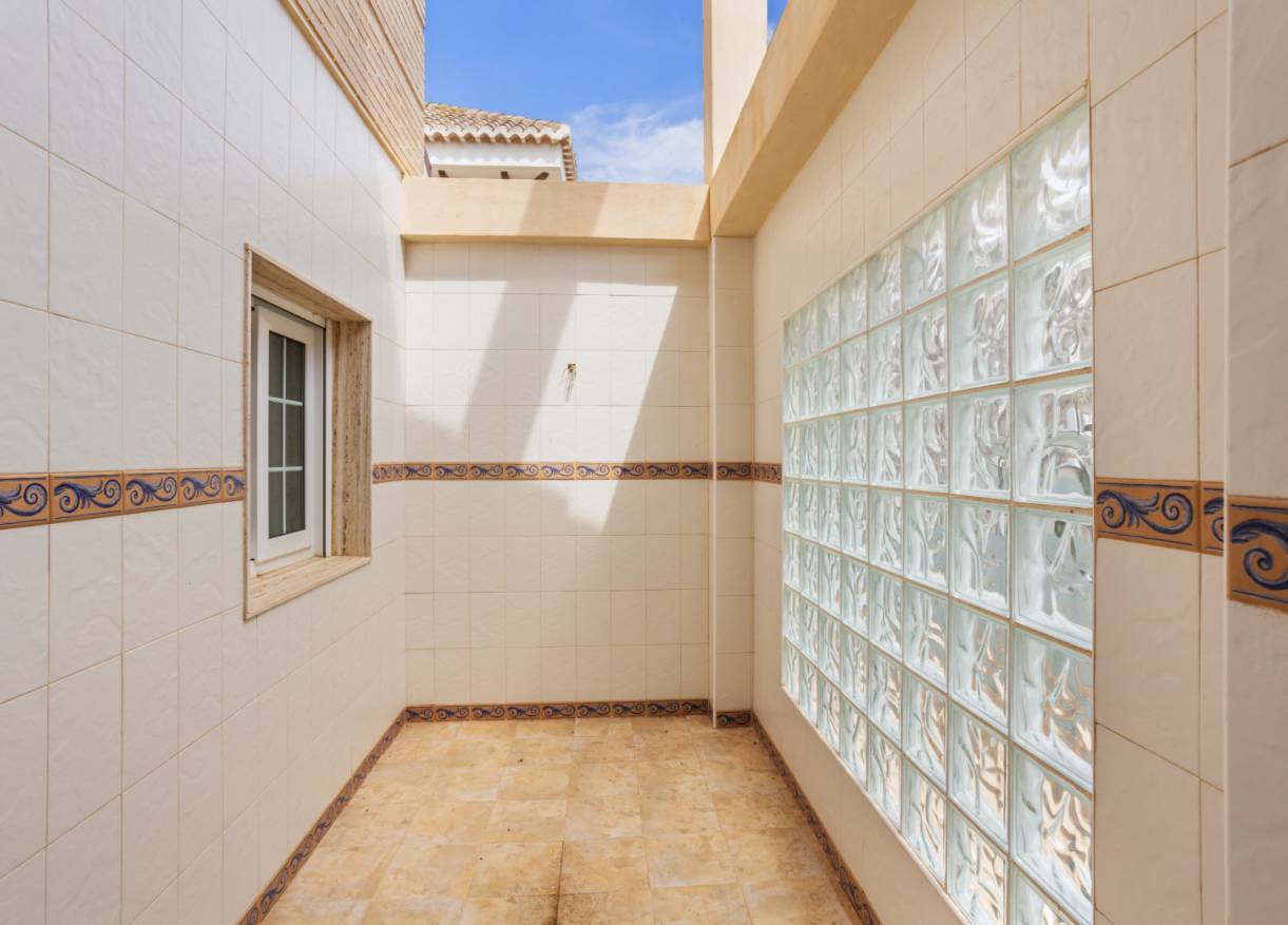 Lange tijd verhuur - Villa - Torrevieja