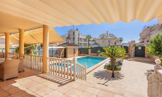 Lange tijd verhuur - Villa - Torrevieja