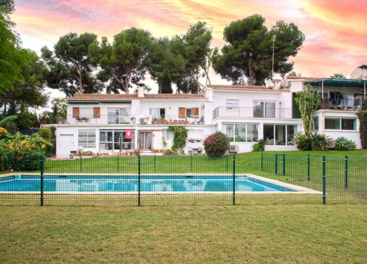 Bestaand - Appartement - Nueva Andalucia - Marbella, Nueva Andalucía