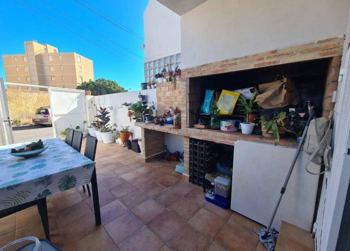 Bestaand - Townhouse / Semi-detached - Torrevieja - Los Frutales