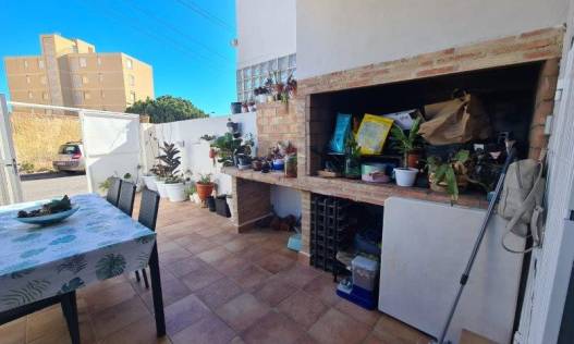 Bestaand - Townhouse / Semi-detached - Torrevieja - Los Frutales