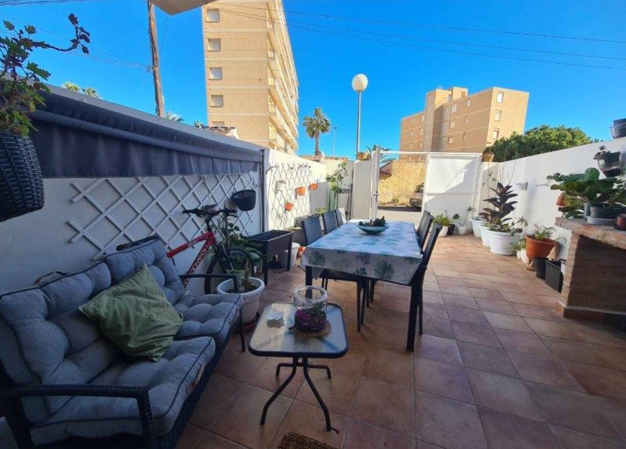 Bestaand - Townhouse / Semi-detached - Torrevieja - Los Frutales