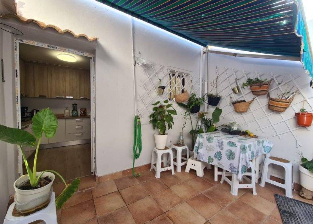 Bestaand - Townhouse / Semi-detached - Torrevieja - Los Frutales