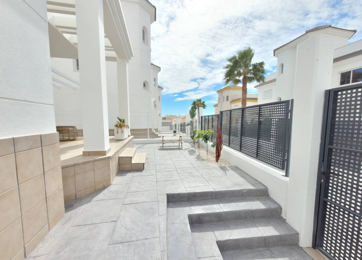 Vakantie verhuur - Semi detached villa - La Marina - Alicante