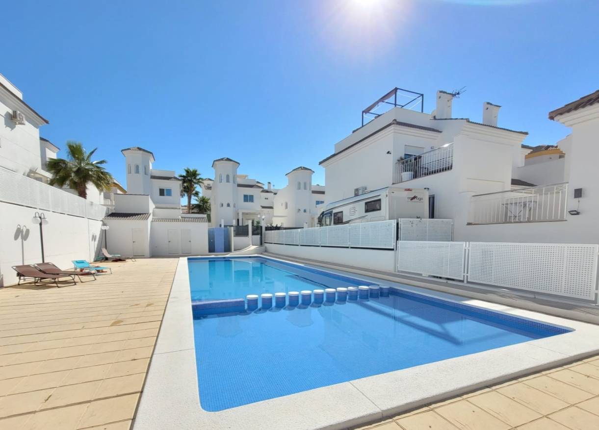 Vakantie verhuur - Semi detached villa - La Marina - Alicante