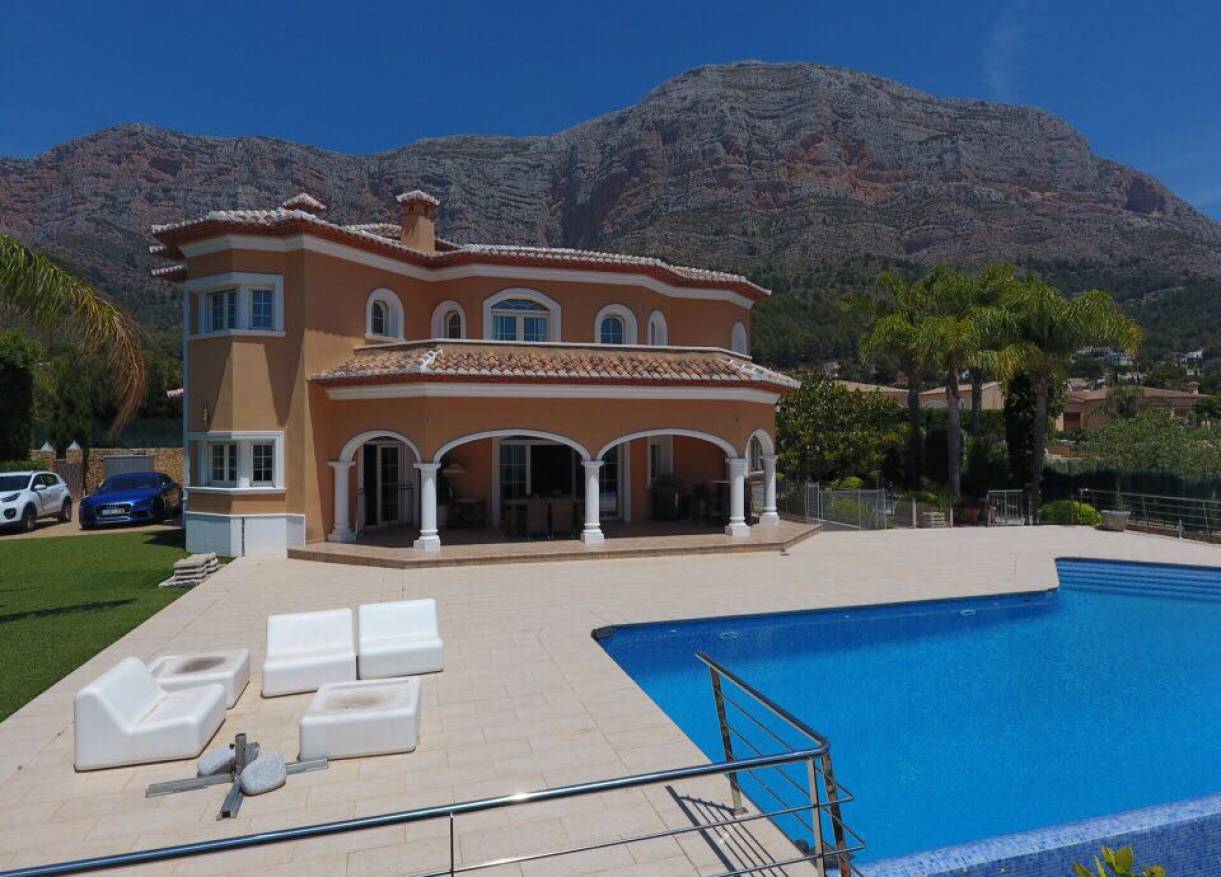 Bestaand - Villa - Jávea - Montgo