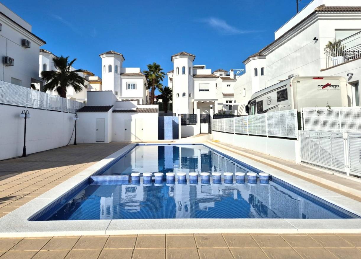 Vakantie verhuur - Villa - La Marina - Alicante