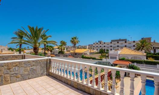 Bestaand - Villa - Orihuela Costa - Campoamor