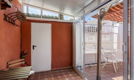 Bestaand - Townhouse / Semi-detached - Torrevieja - Torretas