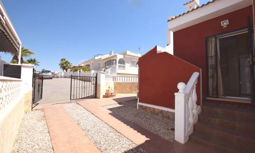 Bestaand - Townhouse / Semi-detached - Ciudad Quesada - La Fiesta