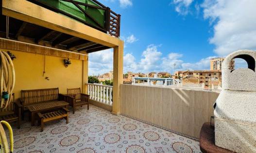 Bestaand - Townhouse / Semi-detached - Torrevieja - La Rosaleda