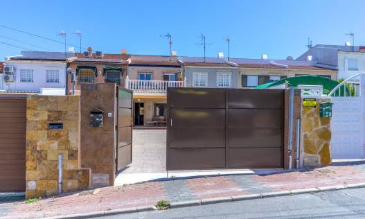 Bestaand - Townhouse / Semi-detached - Torrevieja - Los Balcones