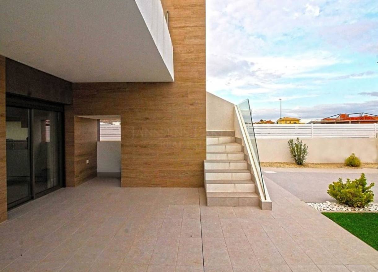 Bestaand - Villa - Aspe - Calle Menorca, 03680