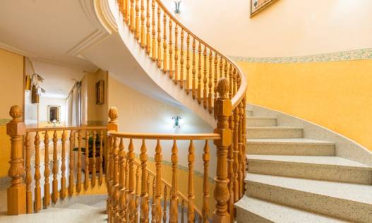 Bestaand - Townhouse / Semi-detached - Novelda
