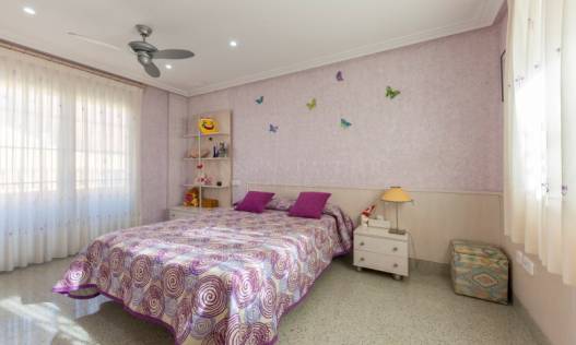 Bestaand - Townhouse / Semi-detached - Novelda