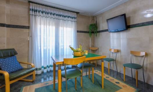 Bestaand - Townhouse / Semi-detached - Novelda