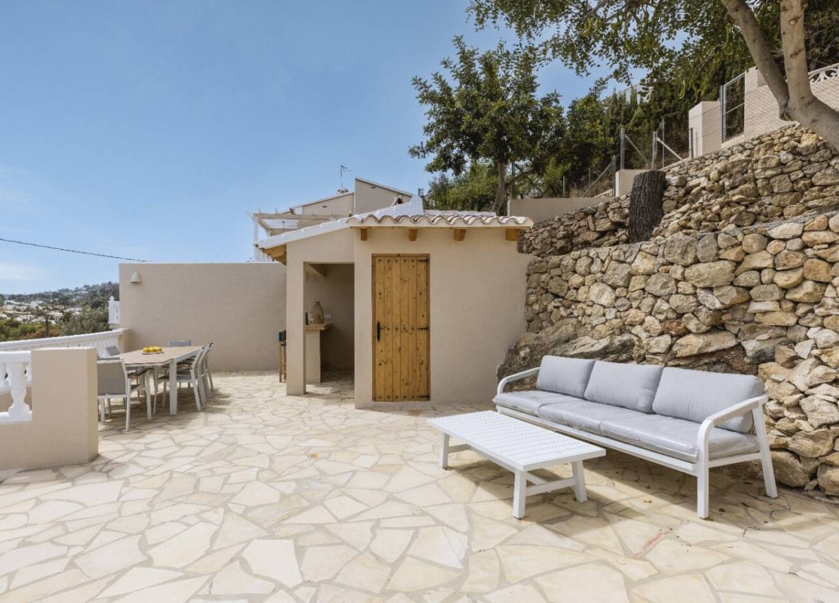 Bestaand - Villa - Jávea - adsubia-toscamar