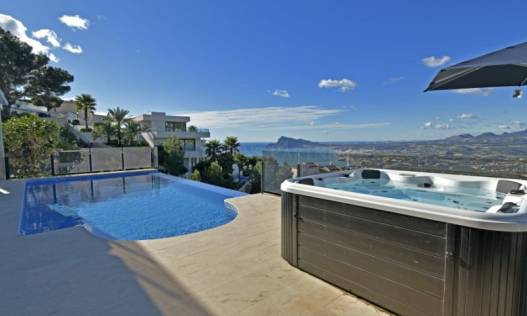 Bestaand - Villa - Altea - Av Europa, 03599