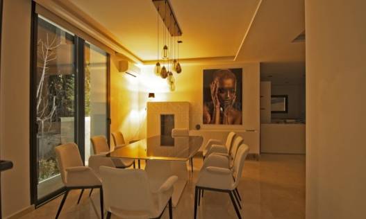 Bestaand - Villa - Altea - Av Europa, 03599