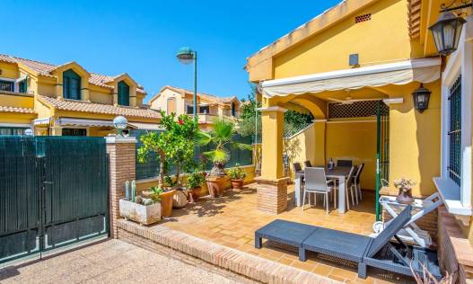 Bestaand - Townhouse / Semi-detached - Orihuela Costa - Campoamor