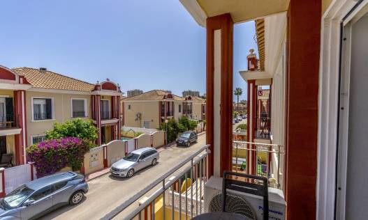 Bestaand - Townhouse / Semi-detached - Orihuela Costa - Campoamor