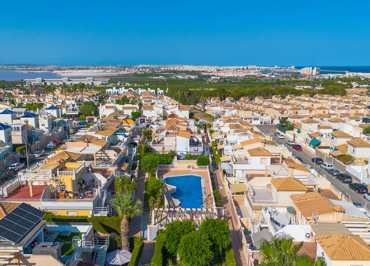 Bestaand - Townhouse / Semi-detached - Torrevieja - Los Balcones - Los Altos del Edén