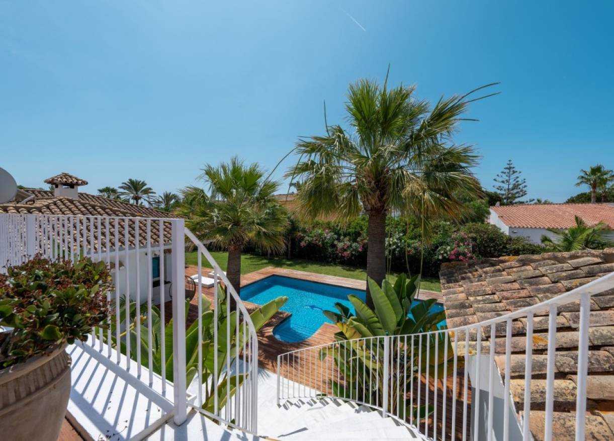 Bestaand - Villa - Marbella - Marbesa