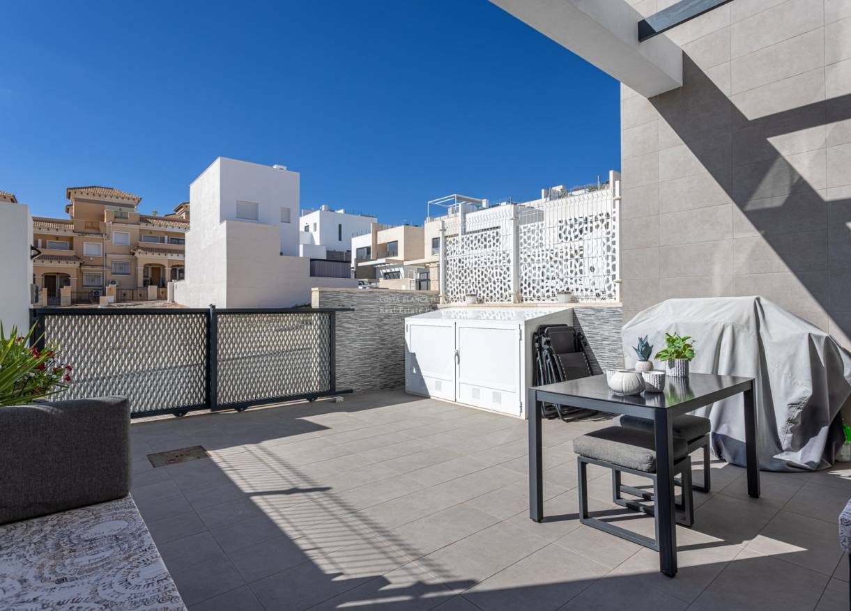 Bestaand - Townhouse / Semi-detached - Orihuela Costa - Villamartin