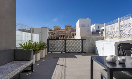 Bestaand - Townhouse / Semi-detached - Orihuela Costa - Villamartin