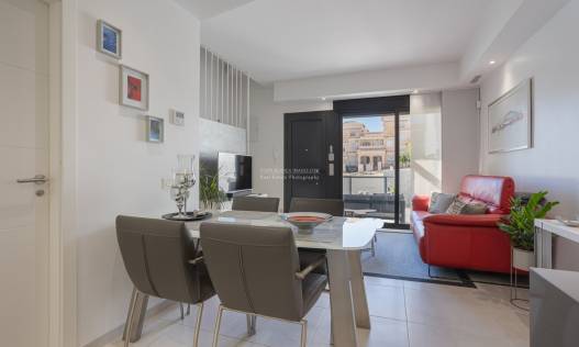 Bestaand - Townhouse / Semi-detached - Orihuela Costa - Villamartin