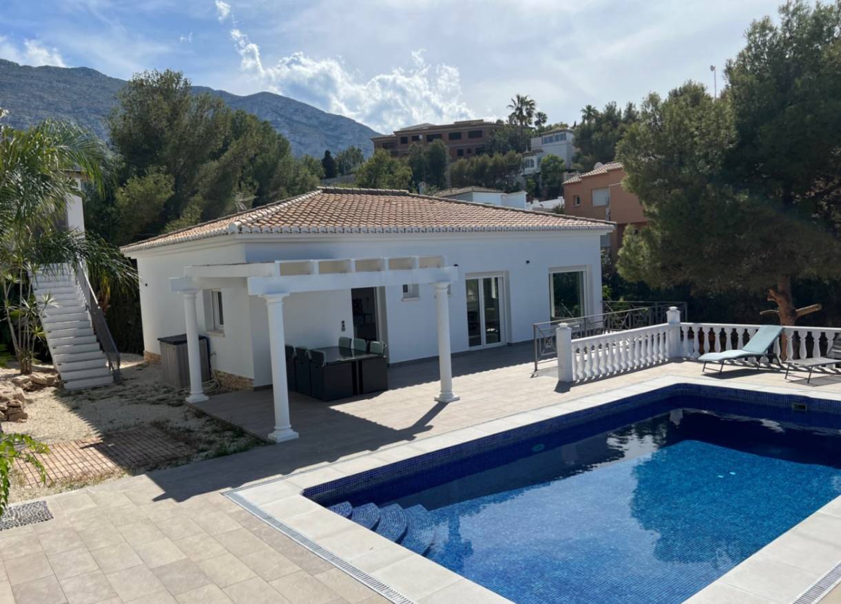 Bestaand - Villa - Denia