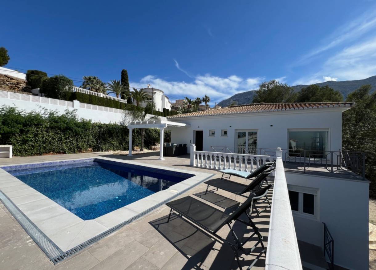 Bestaand - Villa - Denia