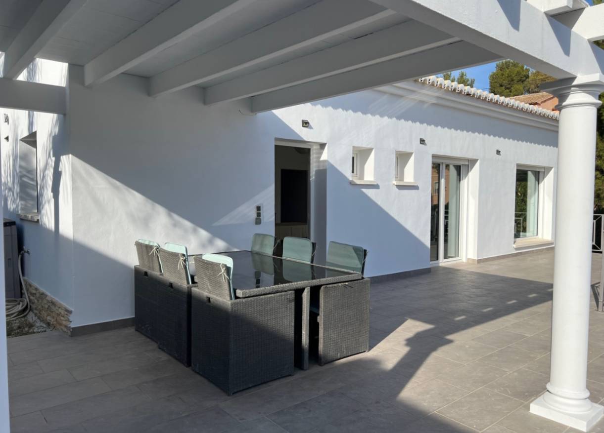 Bestaand - Villa - Denia