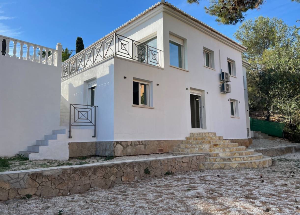 Bestaand - Villa - Denia