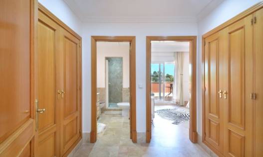 Bestaand - Townhouse / Semi-detached - Santa Clara Golf - Marbella, Santa Clara